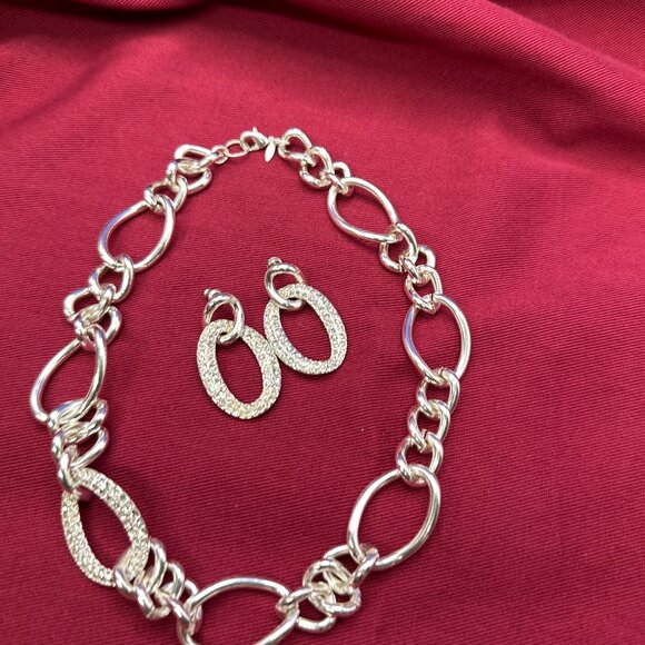 SAQ Set: Silver-Tone Chain Link w/ Crystal Choker Necklace & Post Dangle Earring - Picture 10 of 13
